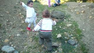 Un jeu dangereux Knockout of the child.MP4