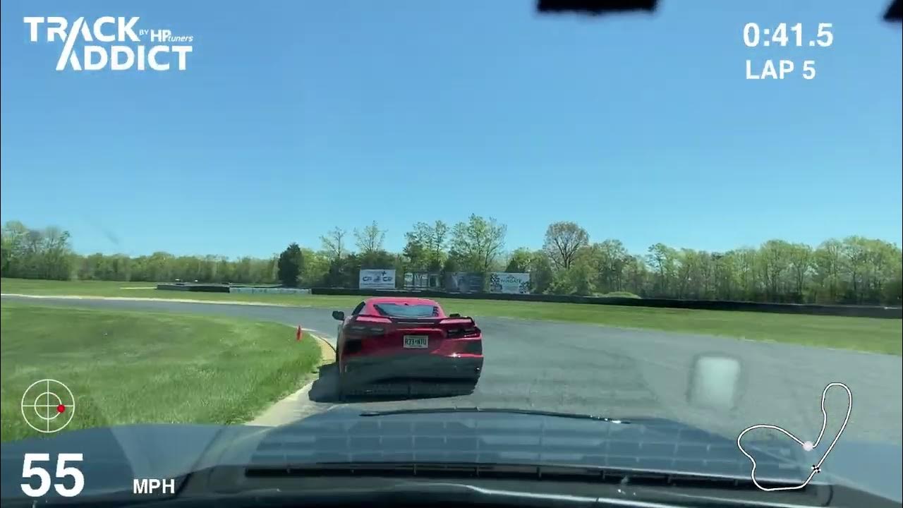 Camaro SS 1LE vs Corvette C8 - YouTube