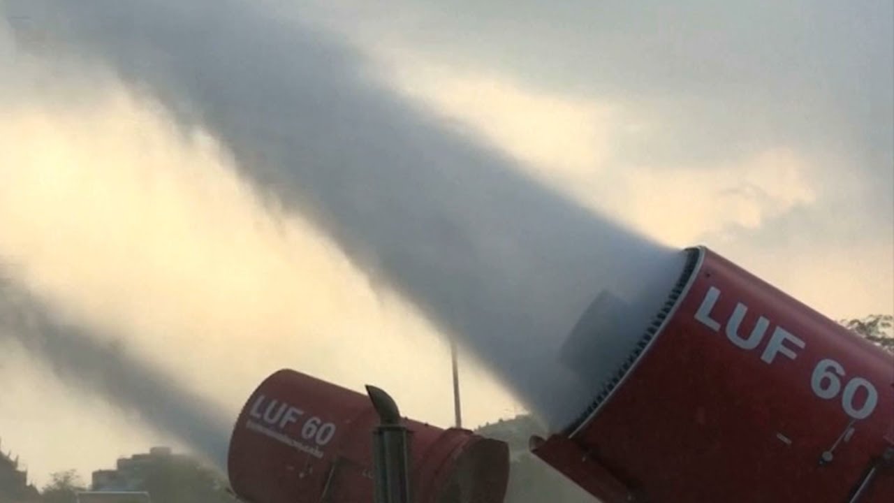 Toxic smog hanging over Thai capital chokes city's tourism industry