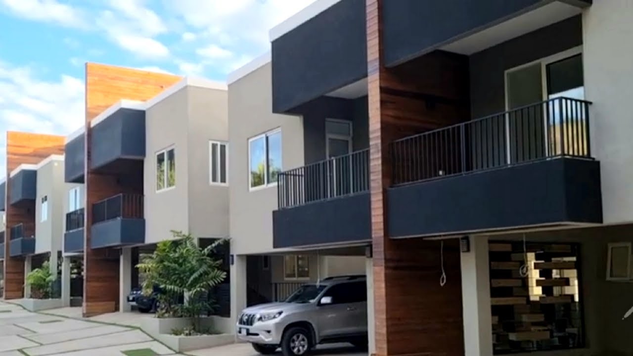 Inside a Cherry Garden's Townhouse Chateau at 9 St. Andrew