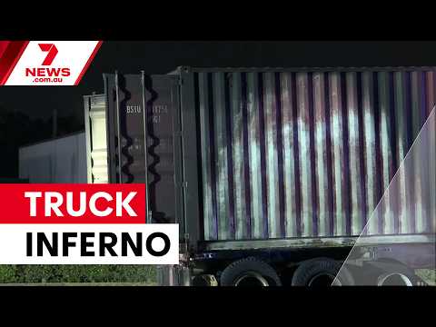 Truck fire closes Chipping Norton road | 7NEWS