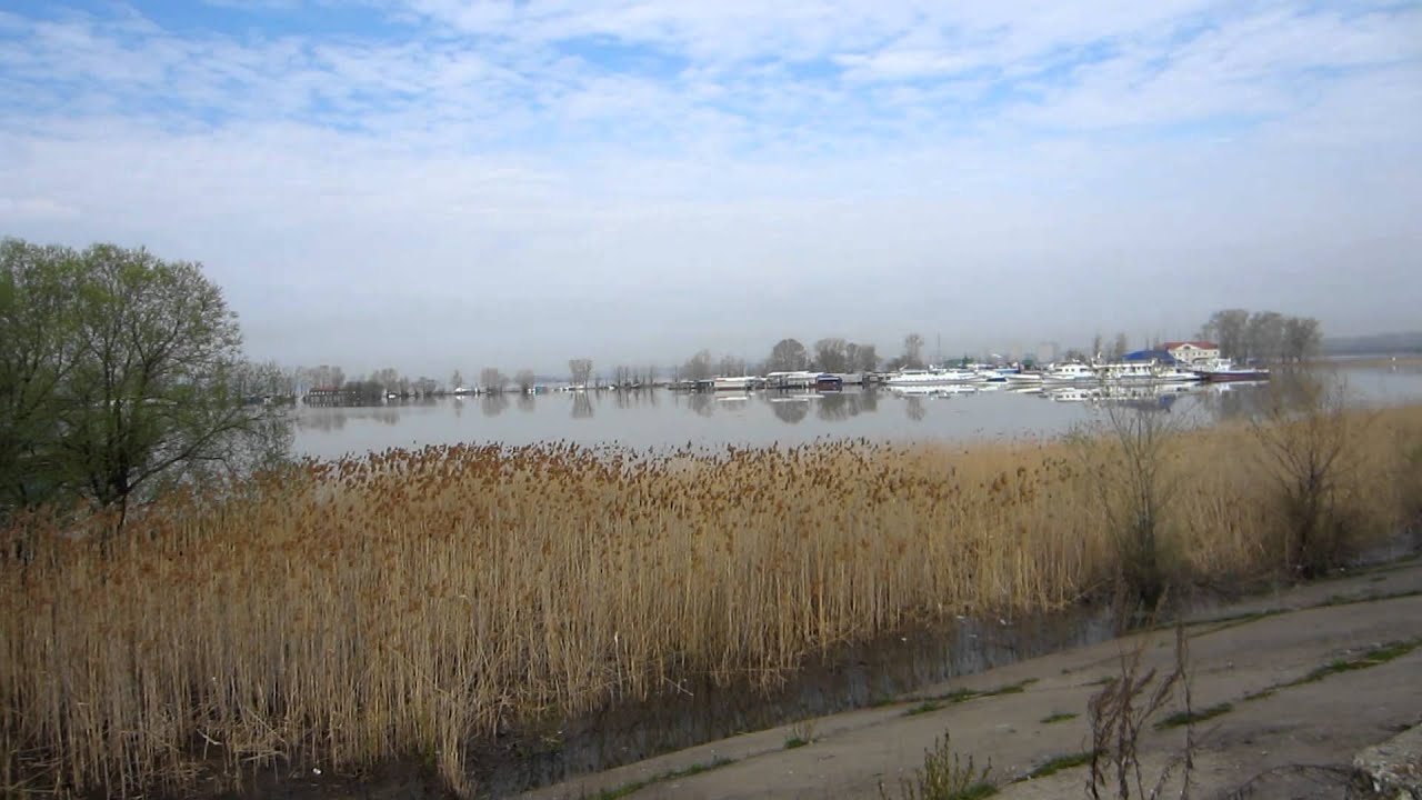 27 April 2012. Kazan River port. Между пожаркой и Локомотивом.