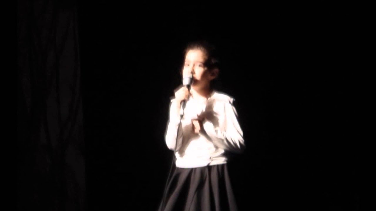 Don't Cry For Me Argentina - Avra Haraka (2006)