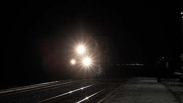 NS 264 at CP367 in Waterloo, IN with BNSF power and cool crew 