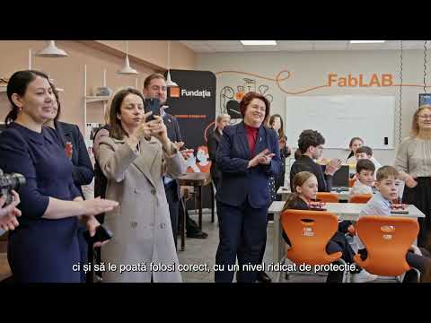Fundația Orange aduce FabLab în Şcoala Model şi oferă elevilor spații pentru creație şi inovare