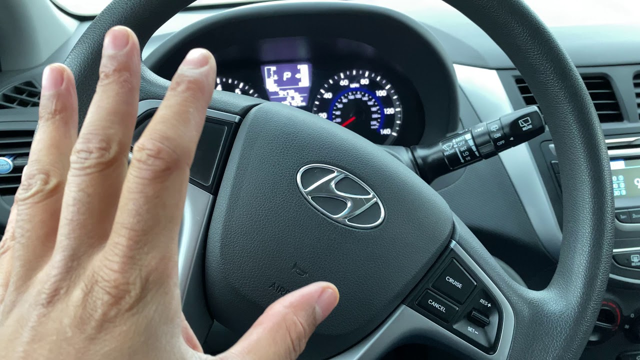 Hyundai Accent How to turn on/off interior ceiling lights YouTube