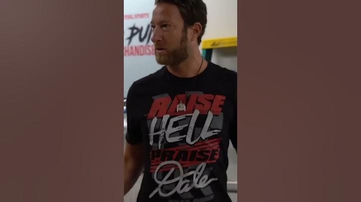 Dave Portnoy Fires Employee For Golfing During Work