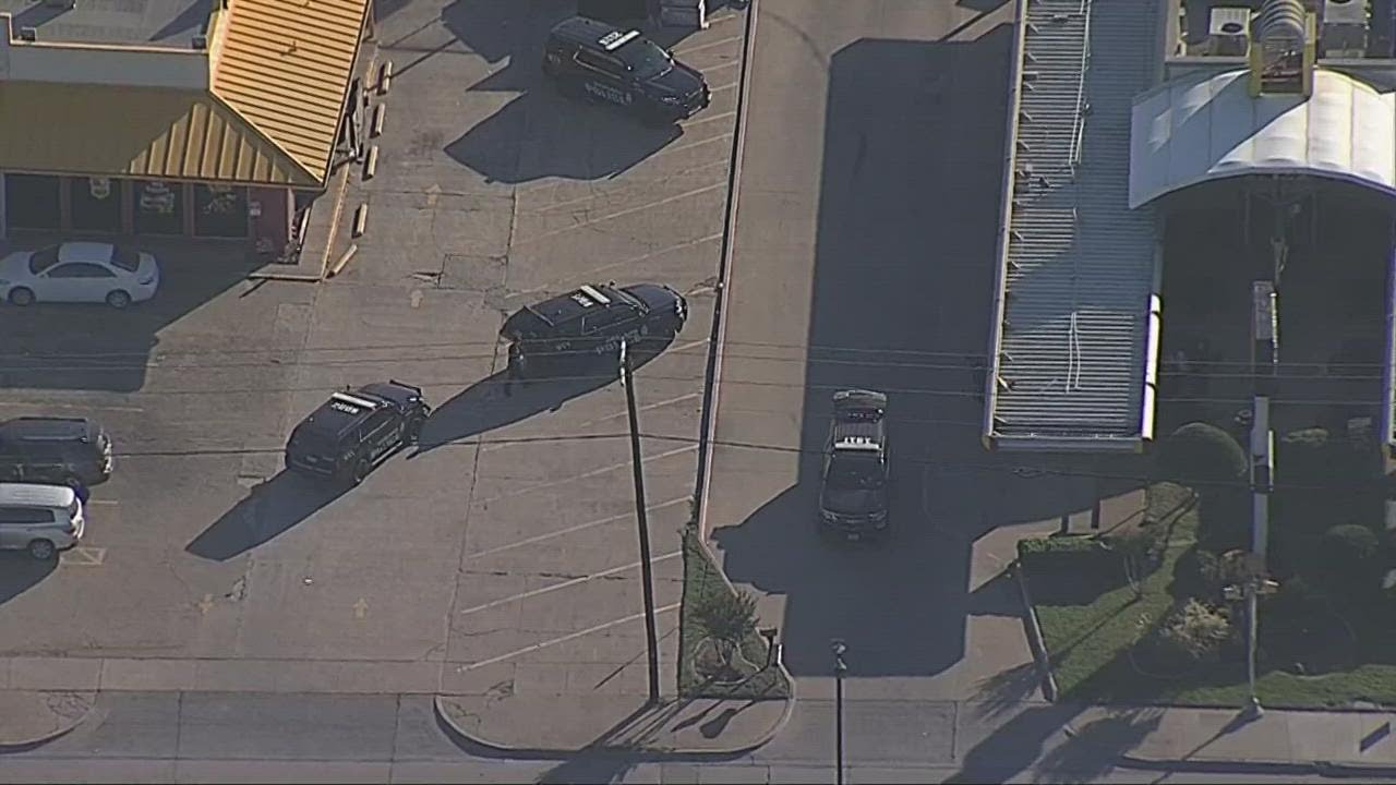 Garland ISD school lockout lifted, as police search for teen suspect in ...