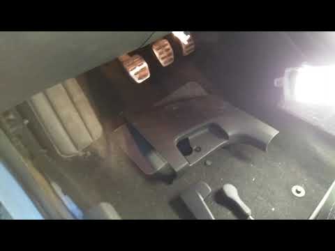 Установка подсветки ног на ФВ Поло седан.