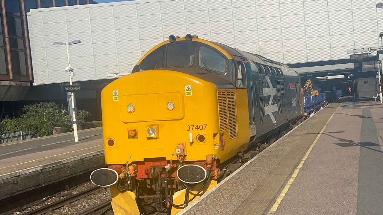 Class 37 407 going to three bridges and back - YouTube
