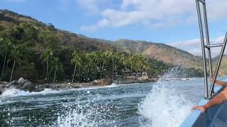 Paseo en lancha con la familia,por las bahías de Puerto Vallarta