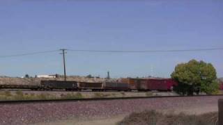 Mojave Narrows - Westbound BNSF Manifest Train