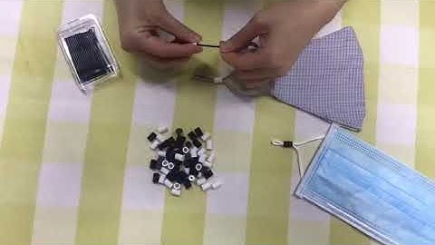 IAMUQ 200 PCS Cord Locks Silicone PVC Toggles for Masker Drawstrings, Adjustable Lanyard Buc Reviews