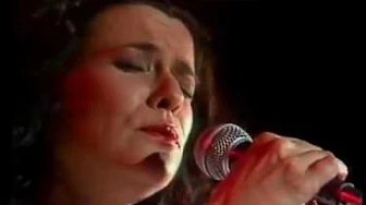 Elis Regina - Aos Nossos Filhos / To our children (English subtitles) Elis Regina - Aos Nossos Filhos / To our children (English subtitles)
