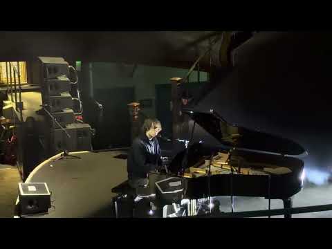 Cameron Winter - Take It With You - Manchester Albert Hall 30/11/2025