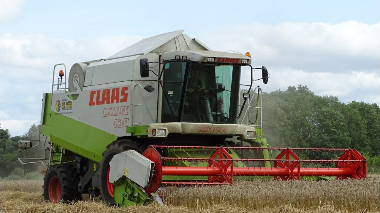 Loonbedrijf De Weer aan het tarwe dorsen met Claas Lexion 430