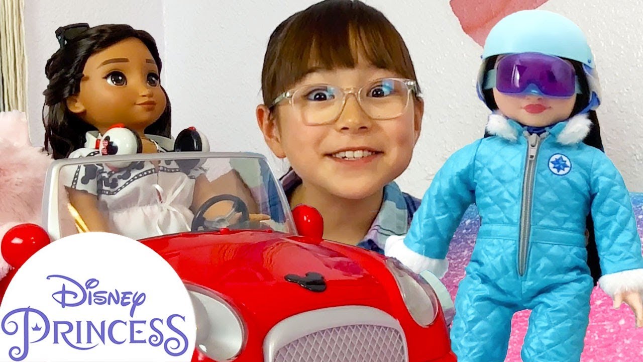 Holiday Trip with ILY Dolls | Disney Princess