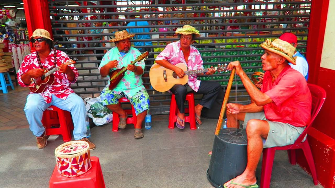 PAPEETE MARKET IN TAHITI - Live Music - YouTube