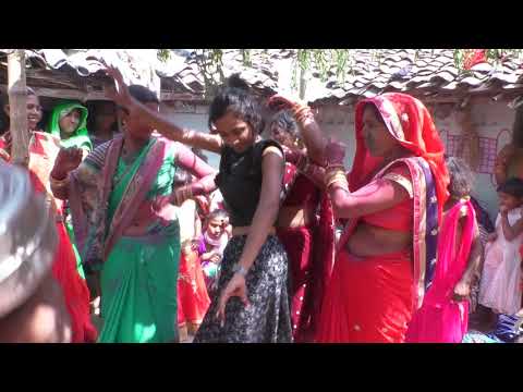 tani-sa-jeans-dhila-kara