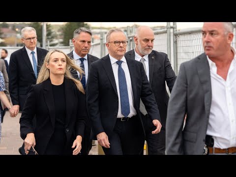 ‘What the country needs’: Families of Bondi victims write a letter to Albanese