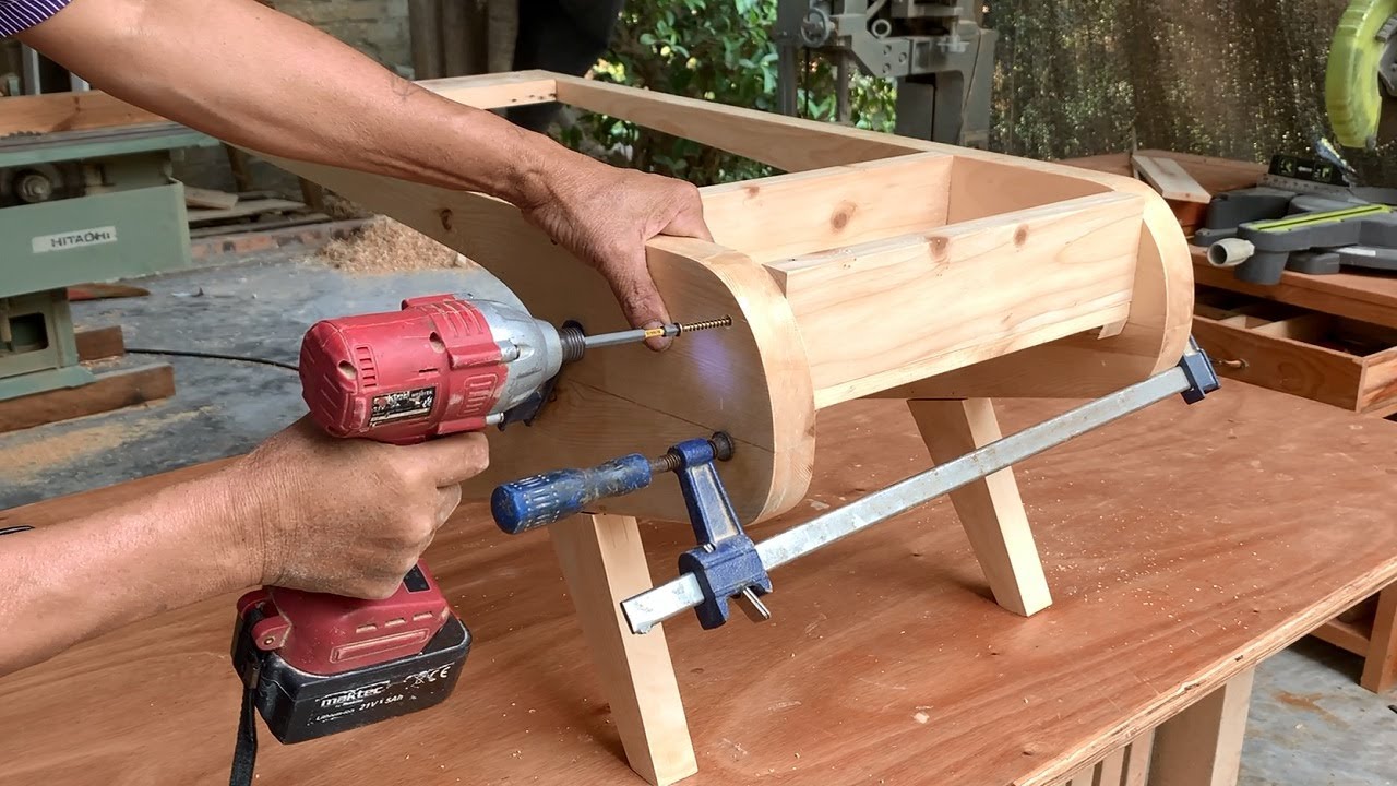A Woodworking Design Project Worth Learning // DIY A Amazing Piece From ...