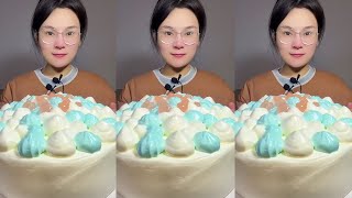 ASMR🍰Eating colorful cream cake🍰 (soft and waxy sound) 크림 케ց 먹방 MUKBANG Satisfaction