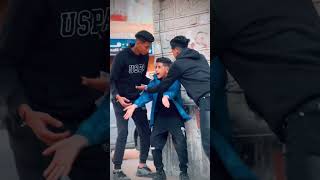 واقف على الموقف وبكلبي انا اجي اخد الترند ده      اكسبلورفولو                سمعها