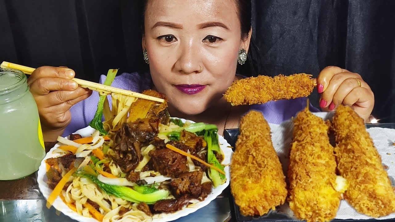 GLASS NOODLES WITH CORN DOGS AND PORK MEAT EATING SHOWRUBI RAI