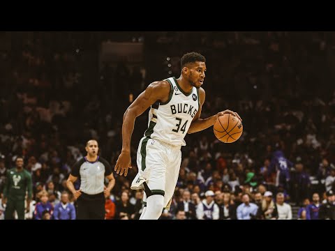 Giannis Antetokounmpo 21 Points vs. Sixers | 10.20.22