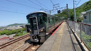 きのくに線227系1000番台普通御坊行き　　冷水浦発車！