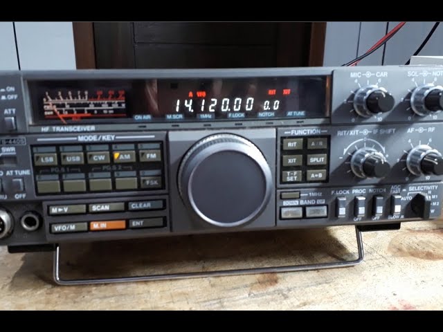 Kenwood TS 440S OS - YouTube