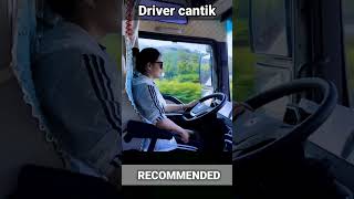 Supir Truk Wanita Cantik Driver Cantik Operator Wanita Truk Alat Berat Sopir Cantik
