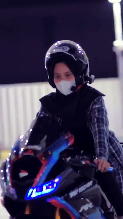 uhty cantik naik r15 v3,,#shorts #storywa30detik #r15v3 #uhty