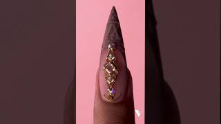 Super Satisfying Designer Nail