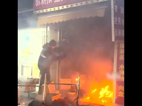 الشهامة والشجاعة في لحظة حرجة