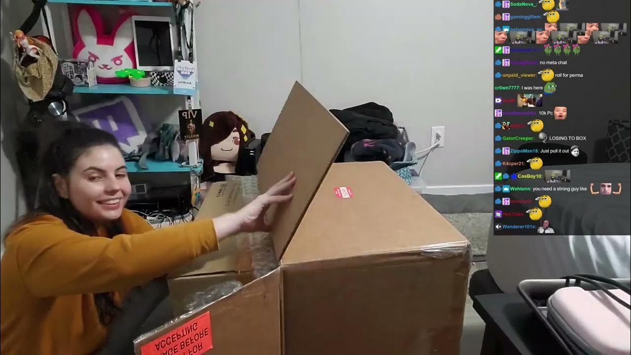 Aikobliss Gets A New PC | Unboxing - YouTube