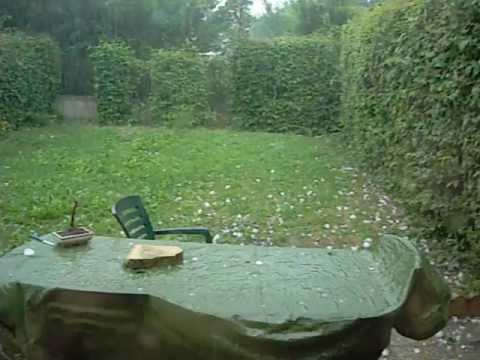 Orage de grle  La Roche Blanche (puy-de-dme) - Le ...