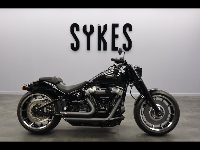 2022 Custom Harley-Davidson FLFBS Fat Boy 114 in Black class=