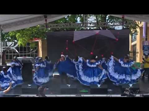 Salvadoreños del DMV celebran la Herencia Hispana pese a incertidumbre migratoria