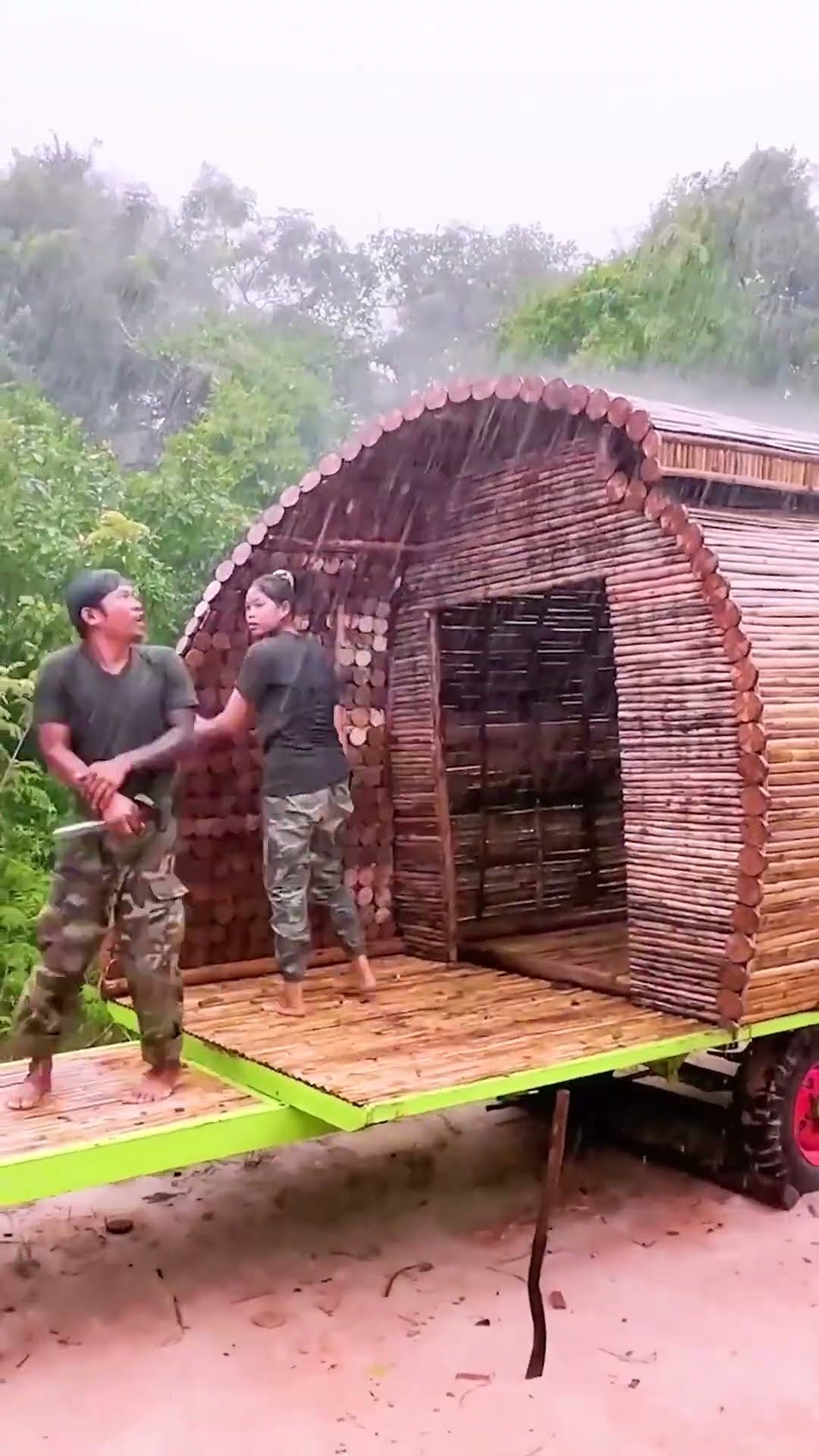Wow! 😮 They made a bamboo house on wheels by hand