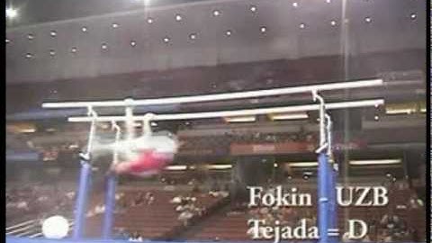 Parallel bars. Tajeda