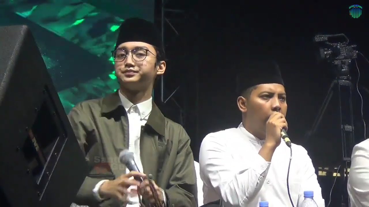 Banyumas Bersholawat Bersama Gus Azmi Dalam Rangka HSN 2024 Di Menara Teratai