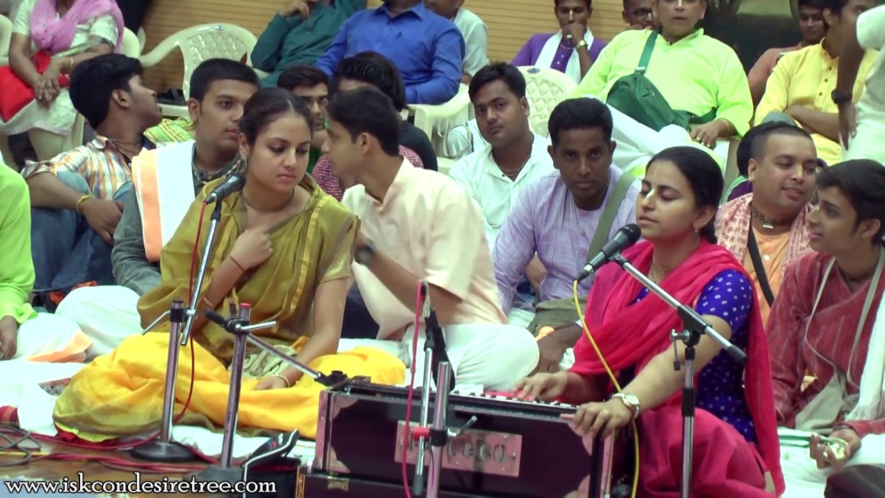 Rupa Manjari Mataji Singing Hare Krishna Maha Mantra Evening Session at Namotsava Kirtan