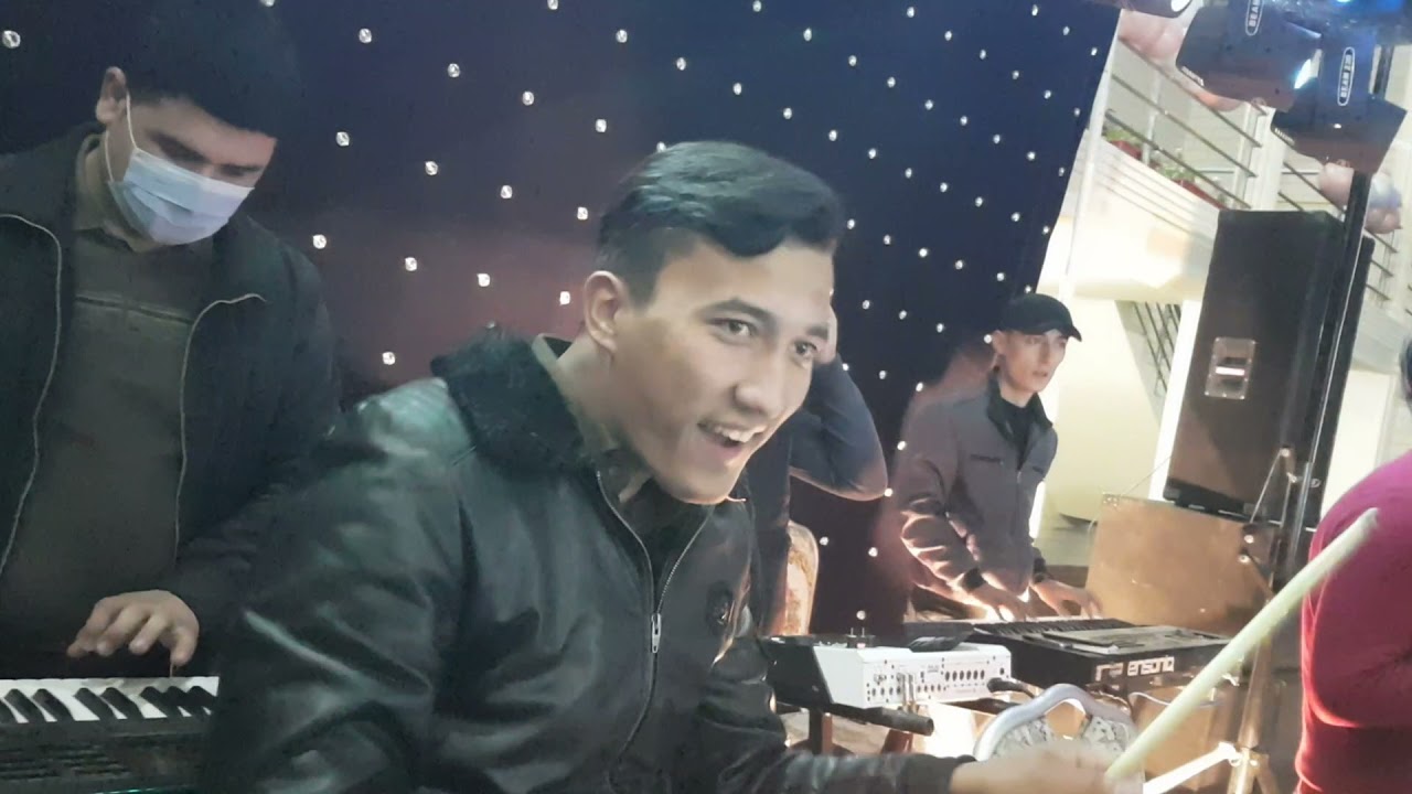 Nasimjon Olimov jonli ijro.bomba toylar yonmoqda.+998999217128.+998999016891.HIZMATINGGIZDAMIZ