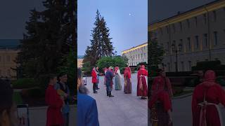 Dancing Russian Folk Style in Nizhny 🇷🇺 | Русские народные танцы (Kalinka, берёзка) | Travel ВЛОГ 💃🏾