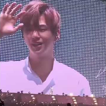 Wanna one therefore concert | last concert | kang daniel crying