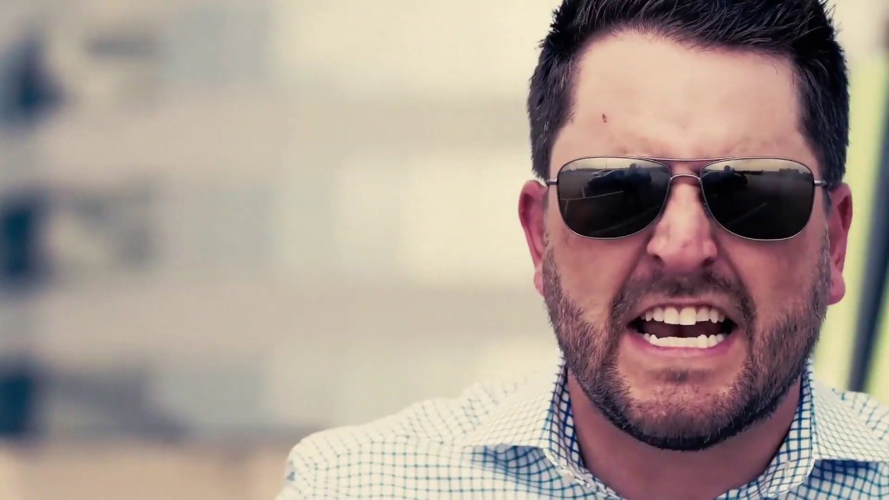 Wayne Salmans Speaking at the Million Dollar Mastermind. Entrepreneurs you're F*ed and thats ok!