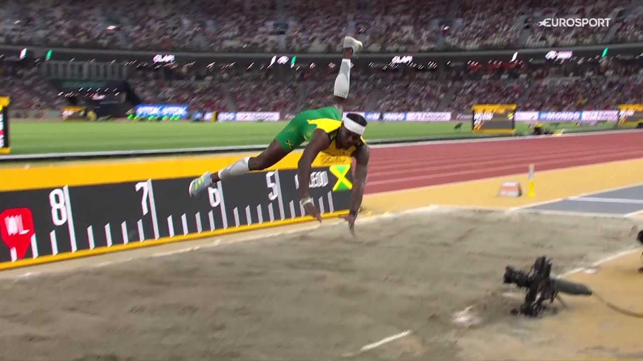 Painful Landing For Jamaica's Carey McLeod 😵‍💫