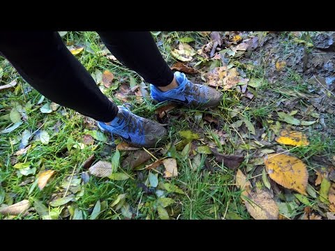 She and He are getting their Nike Lunarglide 7 muddy.