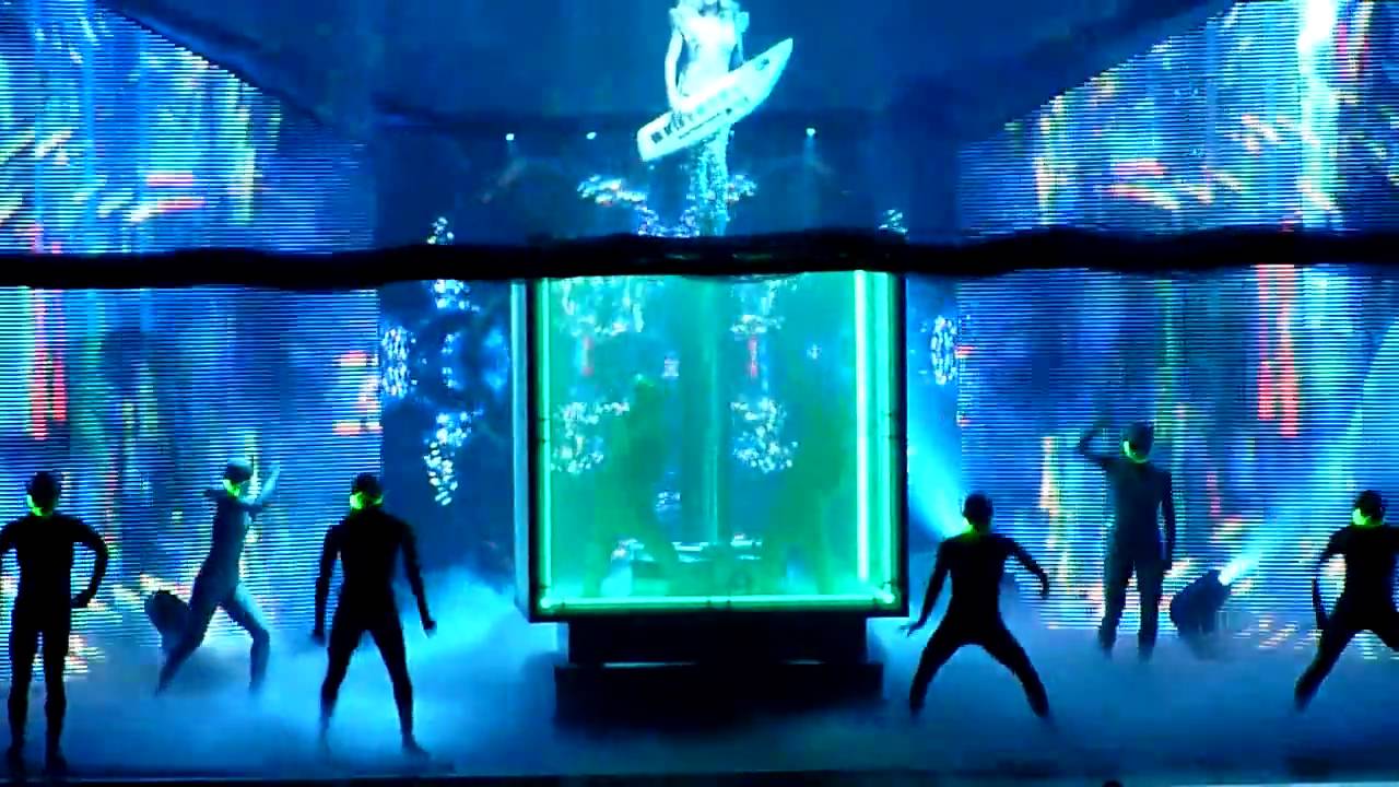 Lady GaGa - Just Dance HD (Live @ Nokia Theatre 12/22/09)